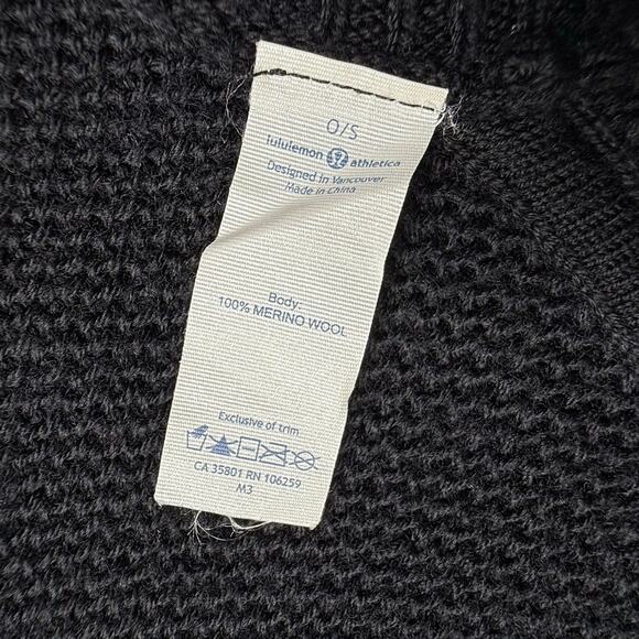 Lululemon On The Go 100% Merino Wool Knit Poncho - Picture 3 of 8